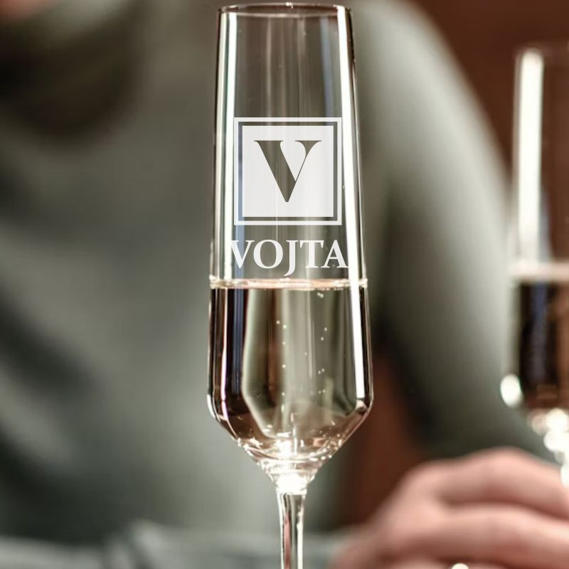 Sklenice na sekt se jménem modern v dárkové krabici Sklenice na sekt se jménem modern v dárkové krabici