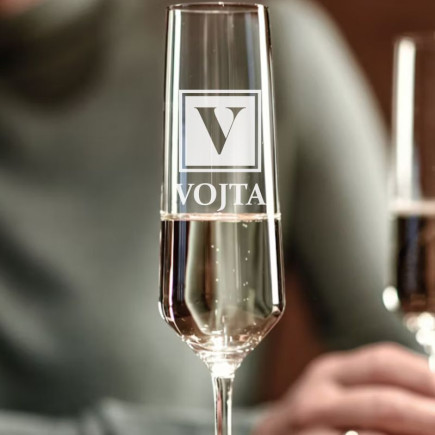 Sklenice na sekt s jakýmkoliv jménem modern