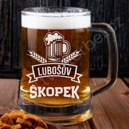 Půllitr s vlastním jménem škopek