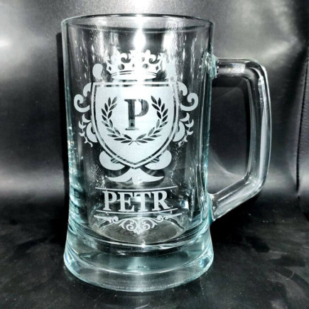 Půllitr na pivo se jménem ERB