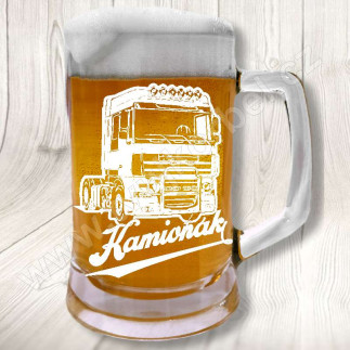 Pivní půllitr pro kamioňáka Volvo