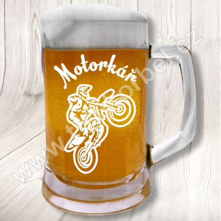Pivní krýgl pro milovníky motokrosu