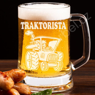Půllitr s motivem a nápisem pro traktoristu