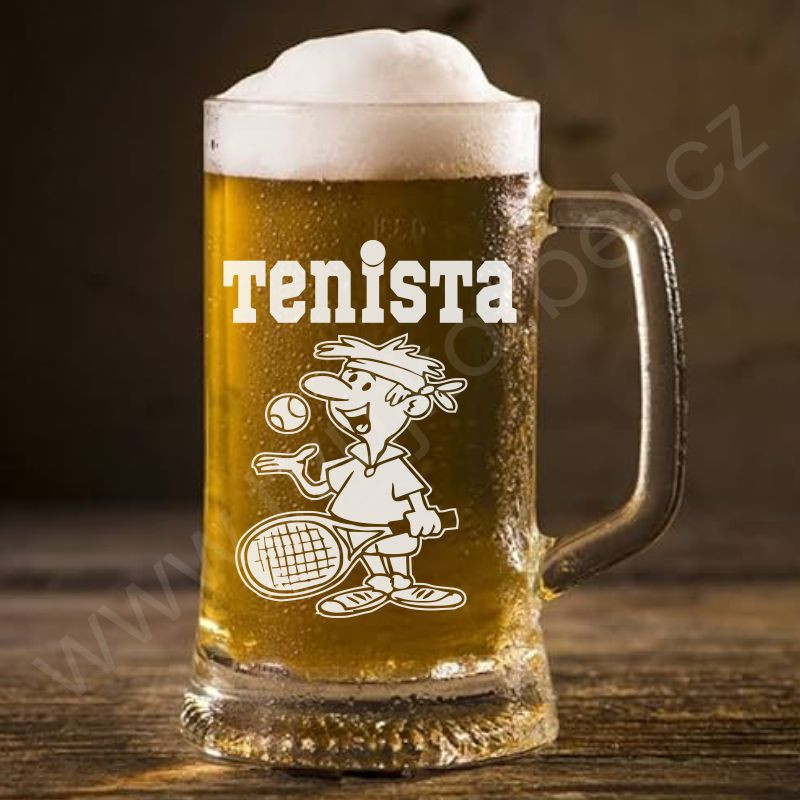 Pivní sklenice pro tenistu