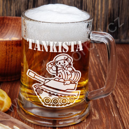 Sklenice na pivo s motivem tankista